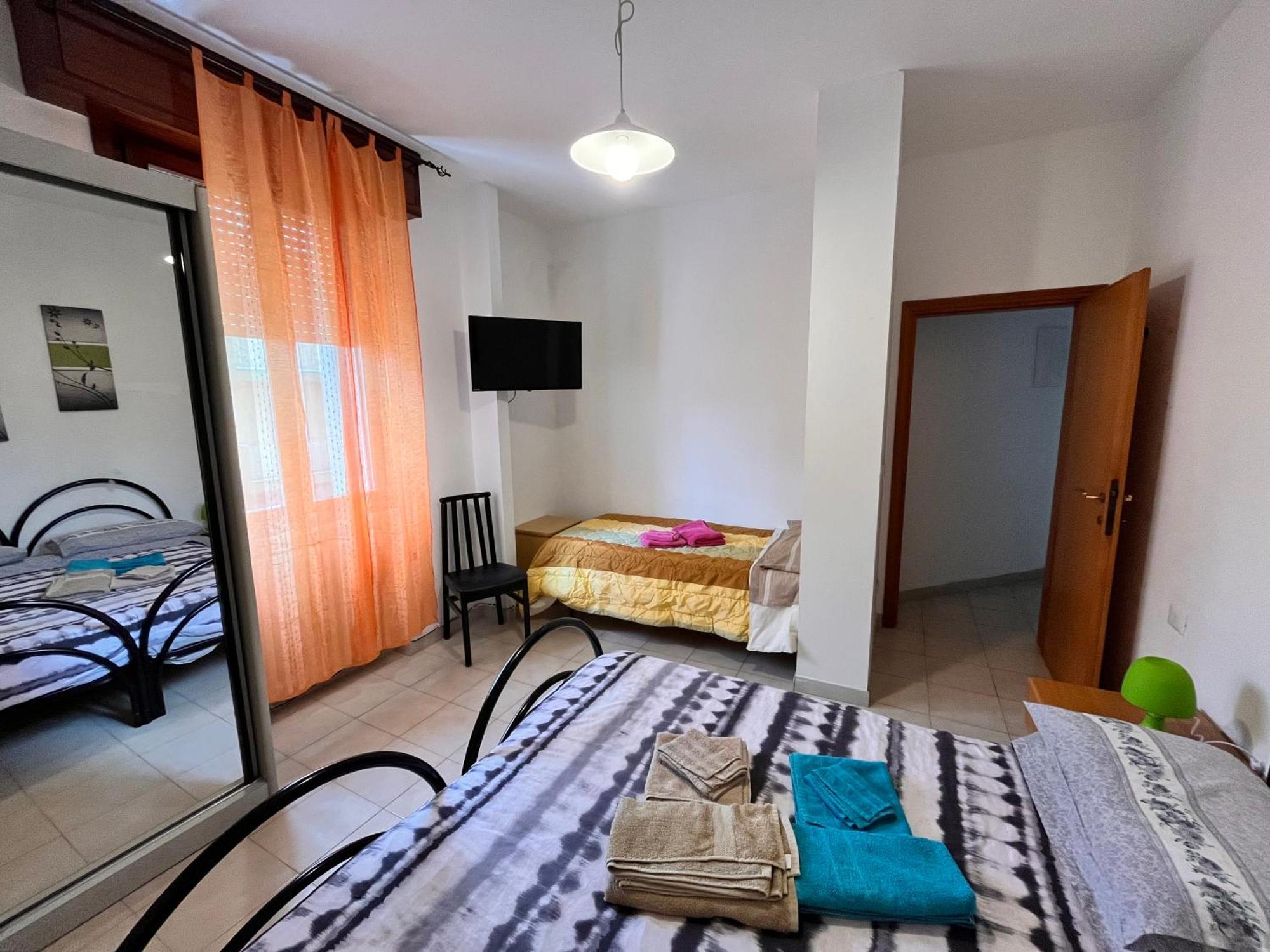 Good House- Ampio Appartamento Vicino Al Mare Rimini Ngoại thất bức ảnh